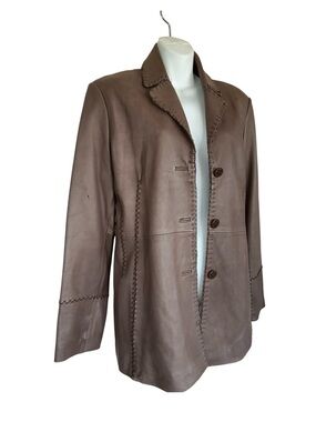 JONES NEW YORK Taupe Leather Jacket with Decorative Stitching. Butter
Soft. L